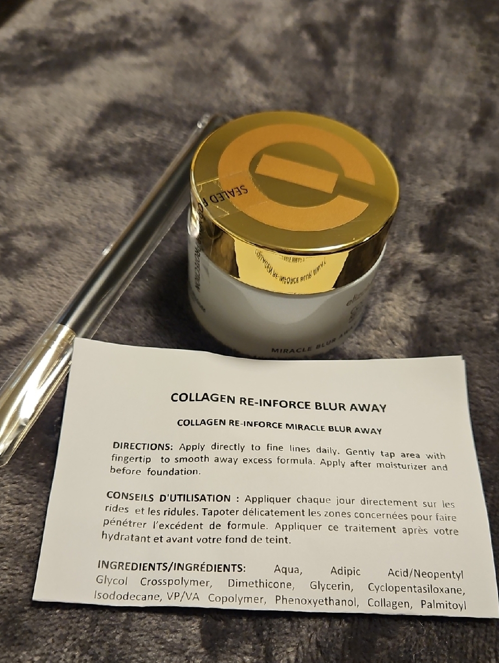 Collagen Re-Inforce Blur Away Cream —with Brush